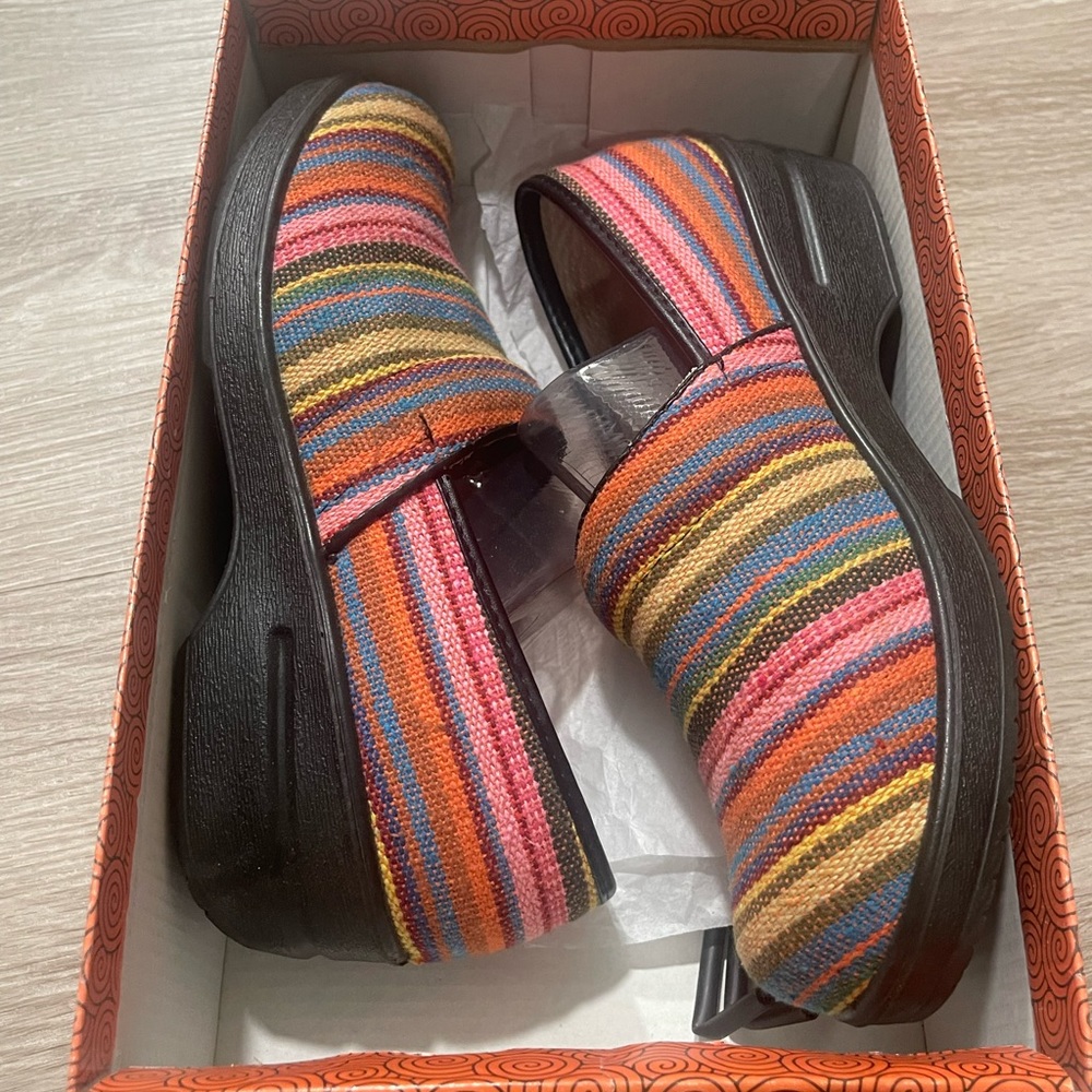 💥INGARO BRANDY CLOGS New in box